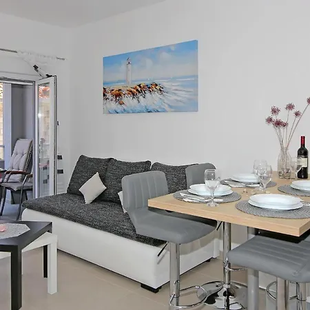 Apartment Relax And *